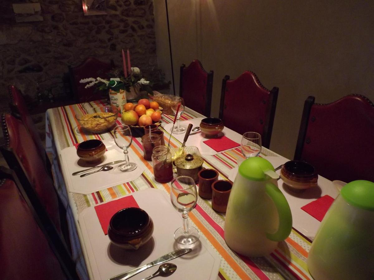 شقة Chez Lili Izé المظهر الخارجي الصورة